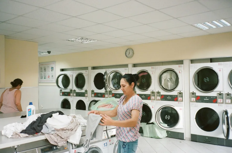 Khu vực đồ gỗ và lắp đặt
